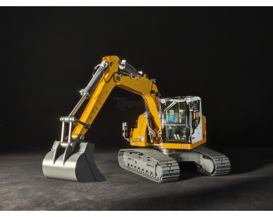 1/14 Hydraulic Excavator R920 Yellow
